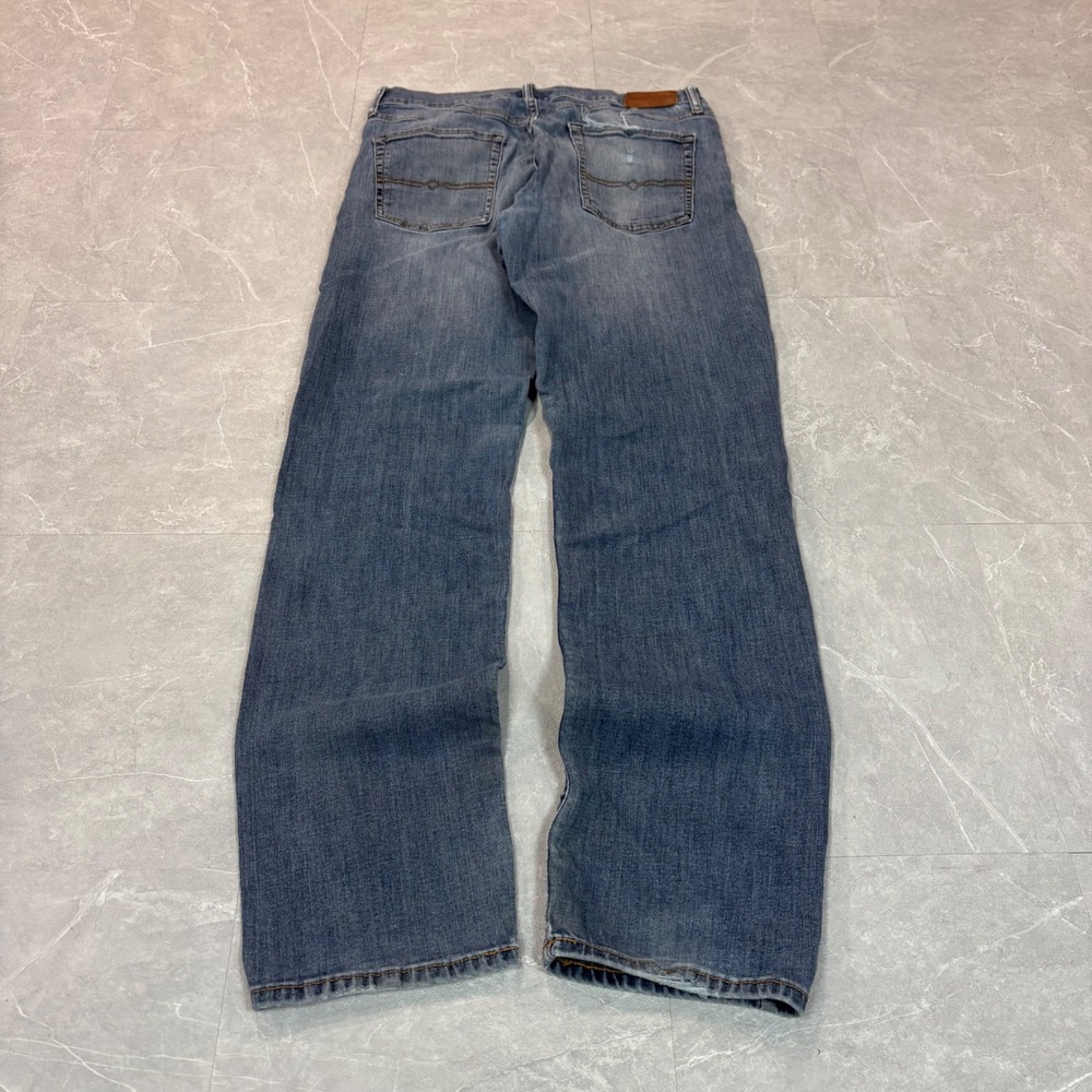 Lucky Brand 221 Straight Leg Jeans Mens 34x34 Medium Wash Blue Denim 7MW10644